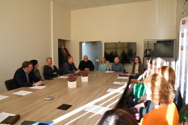 Diskutuota apie vykdomą institucinės globos pertvarką