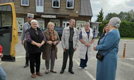 Nuo išgyvenimo pratybų iki bendradarbiavimo skatinimo
